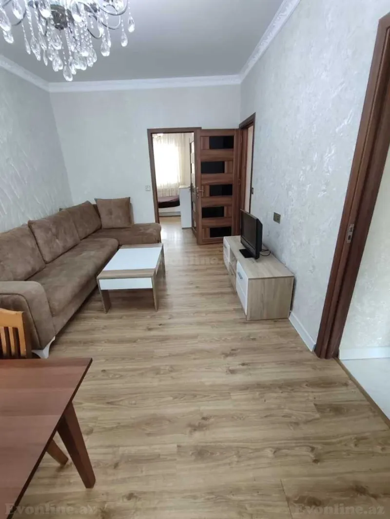 Satılır 2 otaqlı Mənzil Köhnə tikili 55 m² 4-cü mikrorayon