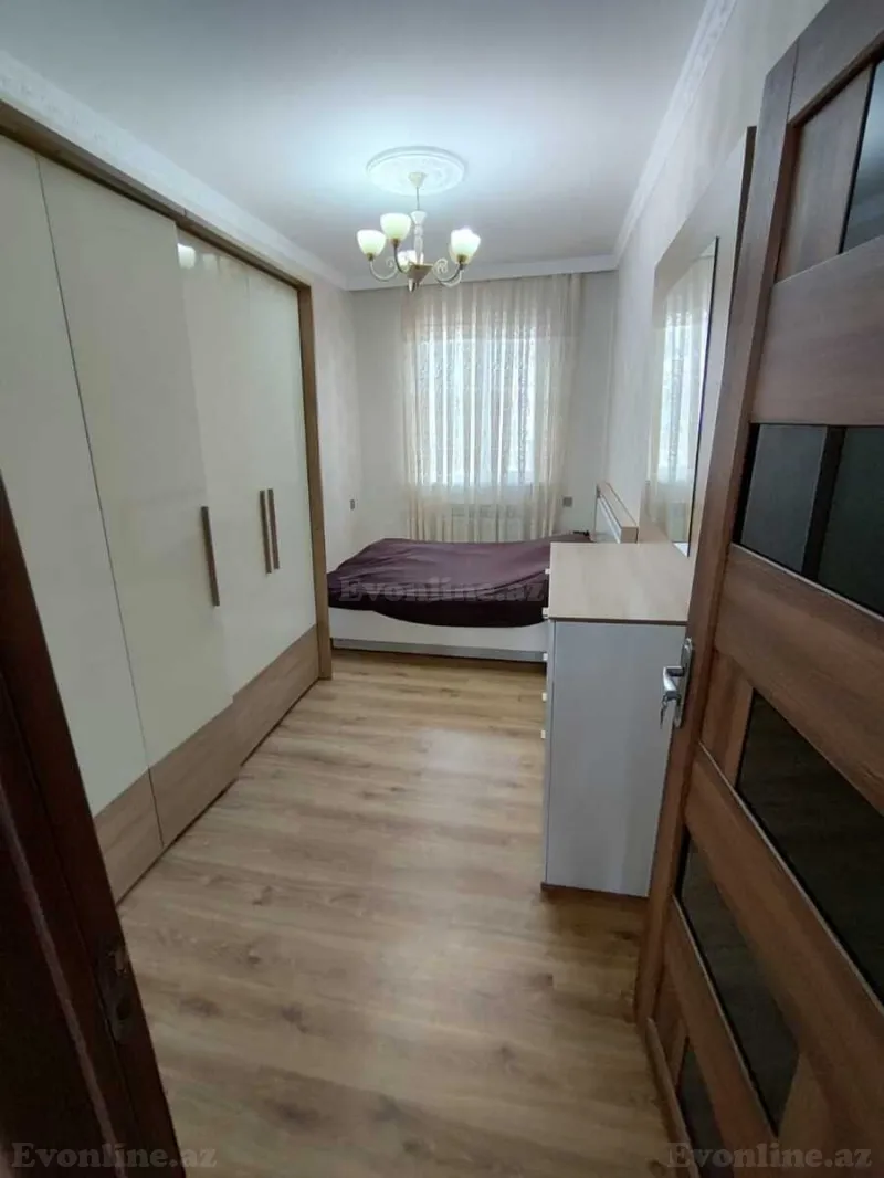 Satılır 2 otaqlı Mənzil Köhnə tikili 55 m² 4-cü mikrorayon - şəkil 5