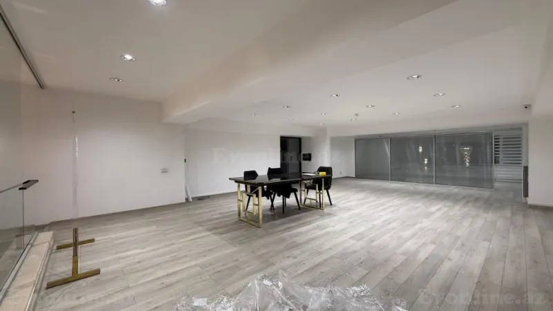Kirayə verilir Ofis 140 m² 28 May m. - şəkil 5