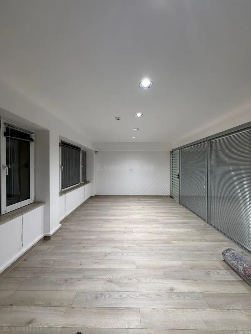 Kirayə verilir Ofis 140 m² 28 May m. - şəkil 10