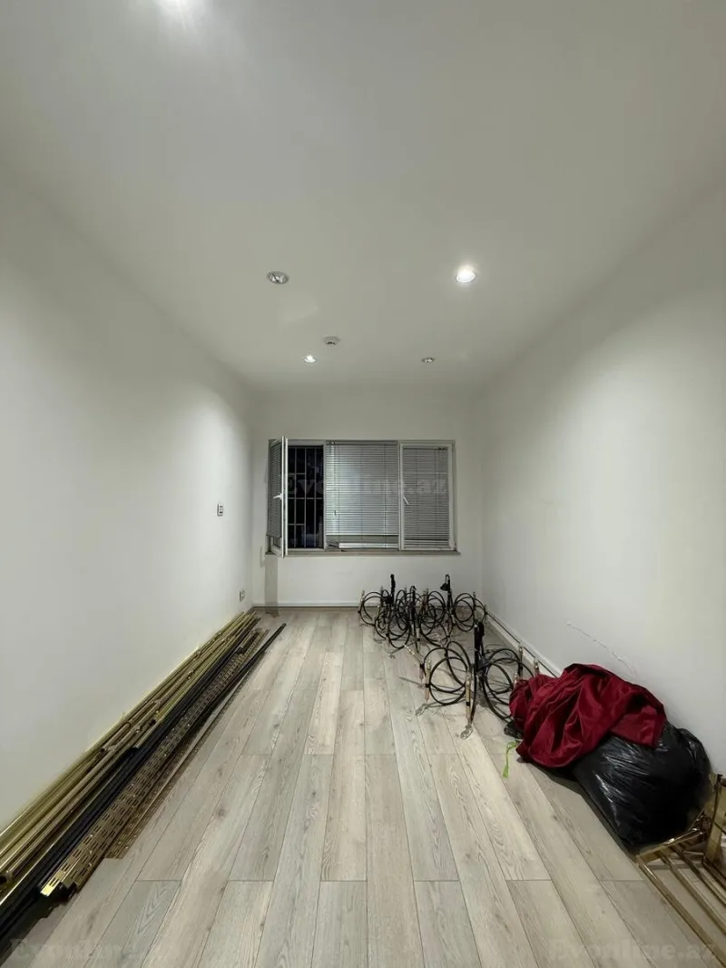 Kirayə verilir Ofis 140 m² 28 May m. - şəkil 13