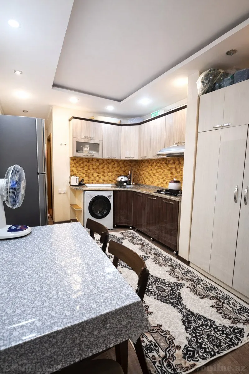 Satılır 2 otaqlı Mənzil Köhnə tikili 65 m² Əhmədli m. - şəkil 4