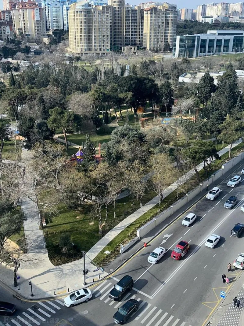 Satılır 3 otaqlı Mənzil Yeni tikili 160 m² Nərimanov r. - şəkil 6