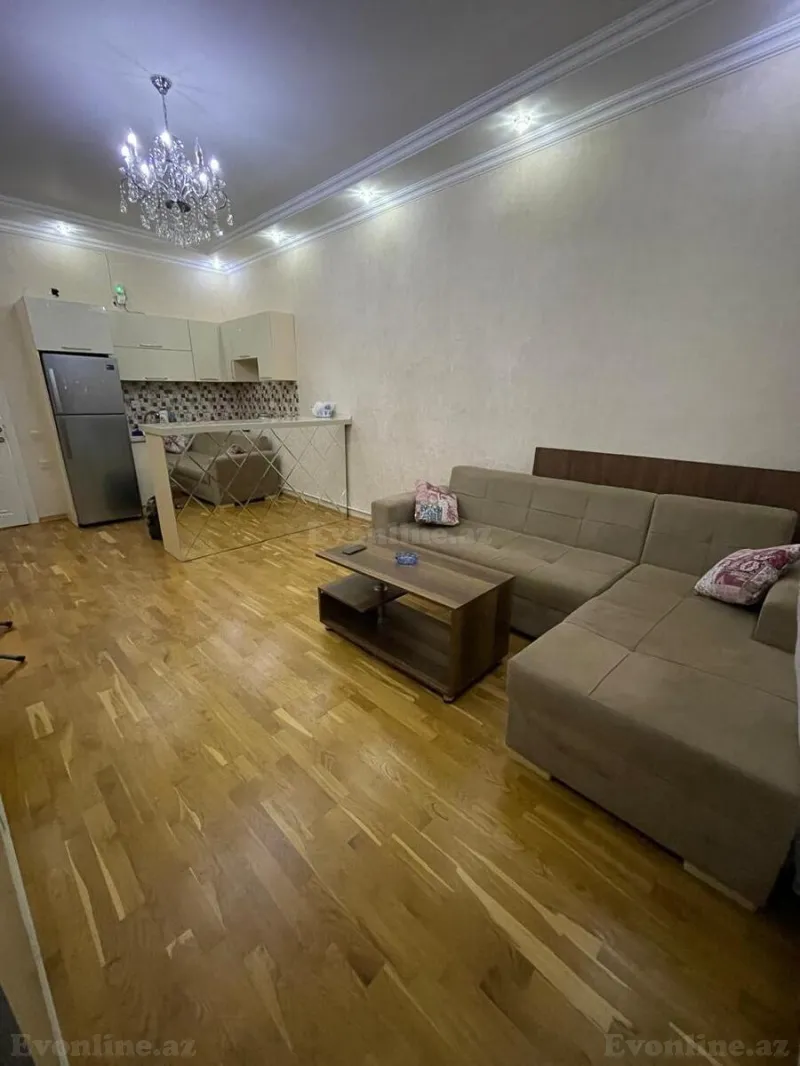 Kirayə verilir 2 otaqlı Mənzil Yeni tikili 60 m² İnşaatçılar m.
