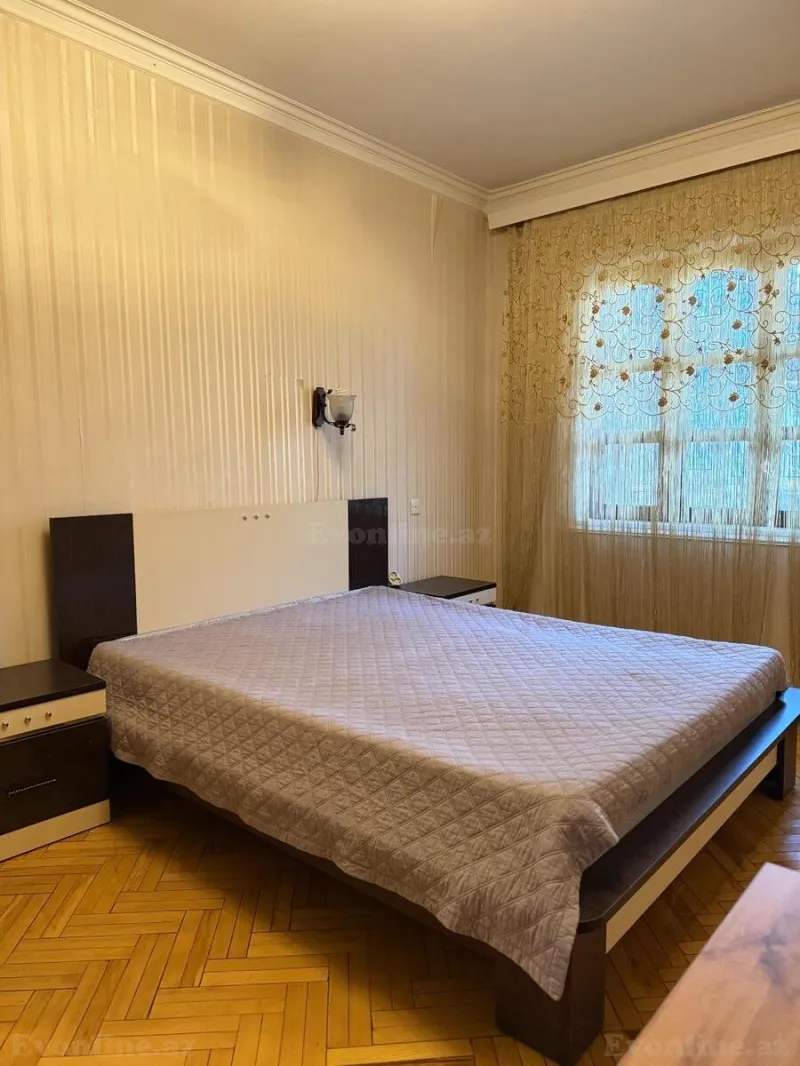 Satılır 4 otaqlı Mənzil Köhnə tikili 120 m² Nəsimi m. - şəkil 4