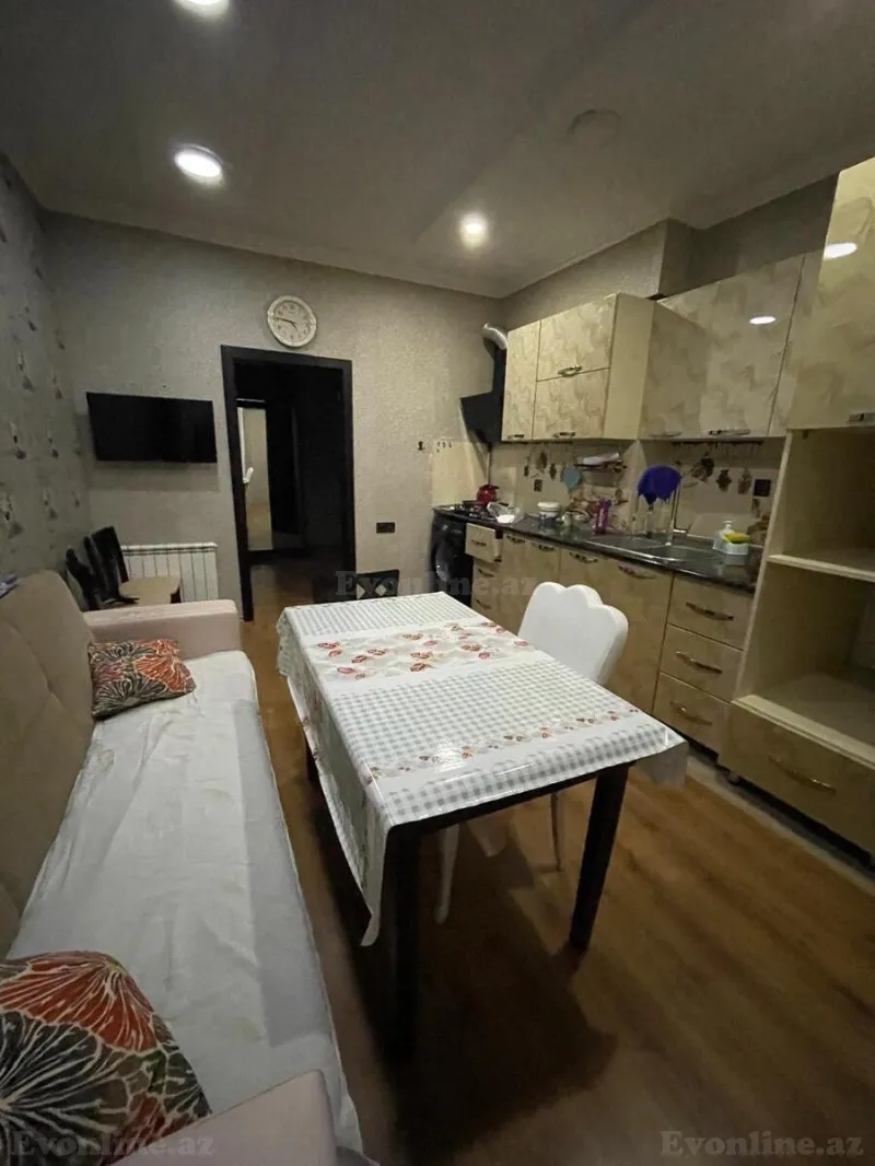 Kirayə verilir 2 otaqlı Mənzil Yeni tikili 90 m² İnşaatçılar m. - şəkil 8