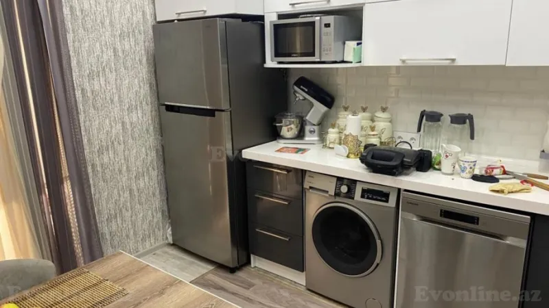 Satılır 4 otaqlı Mənzil Yeni tikili 148 m² Yasamal r. - şəkil 13