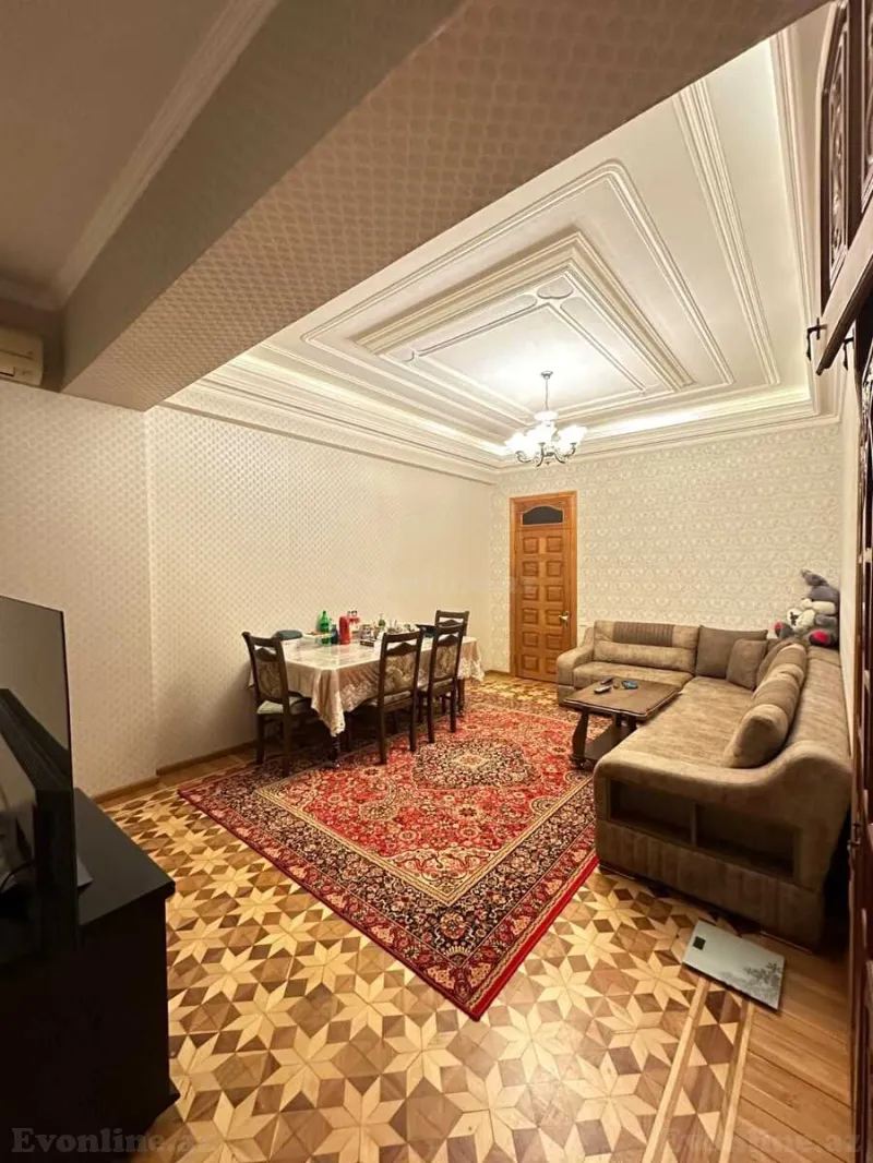 Satılır 4 otaqlı Mənzil Yeni tikili 150 m² Nizami m.