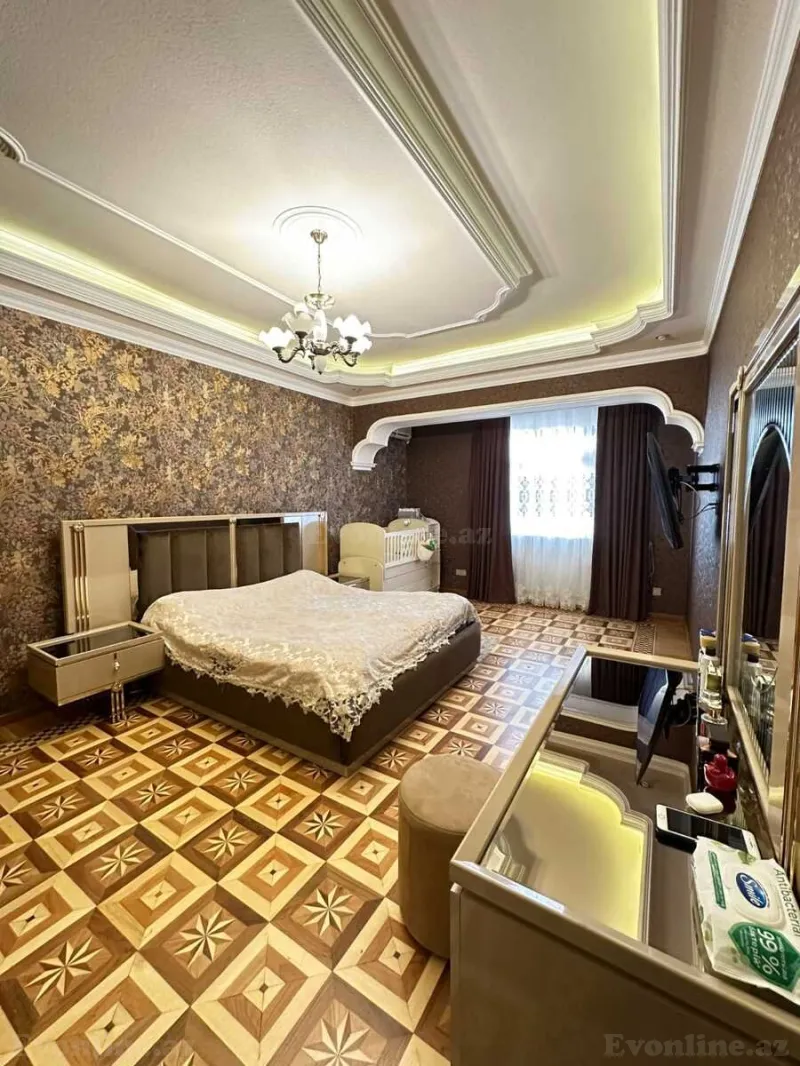 Satılır 4 otaqlı Mənzil Yeni tikili 150 m² Nizami m. - şəkil 4