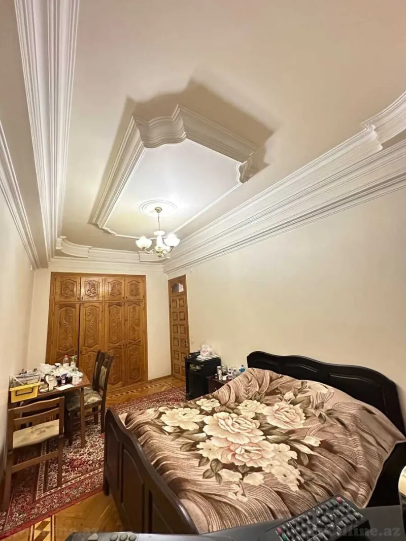 Satılır 4 otaqlı Mənzil Yeni tikili 150 m² Nizami m. - şəkil 8