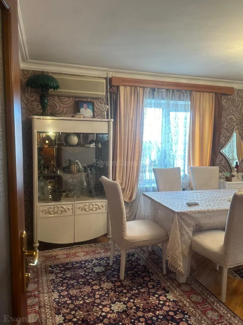 Satılır 3 otaqlı Mənzil Köhnə tikili 50 m² İnşaatçılar m. - şəkil 3