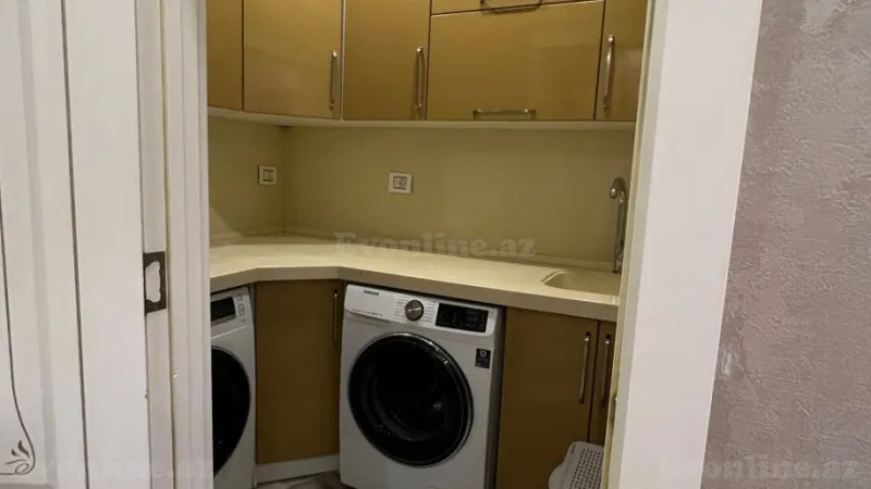 Kirayə verilir 4 otaqlı Mənzil Yeni tikili 190 m² Xətai m. - şəkil 15