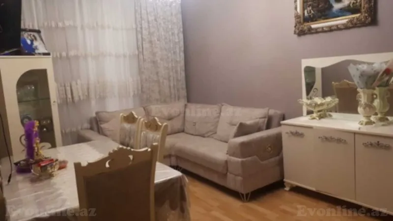 Satılır 3 otaqlı Mənzil Köhnə tikili 70 m² 7-ci mikrorayon