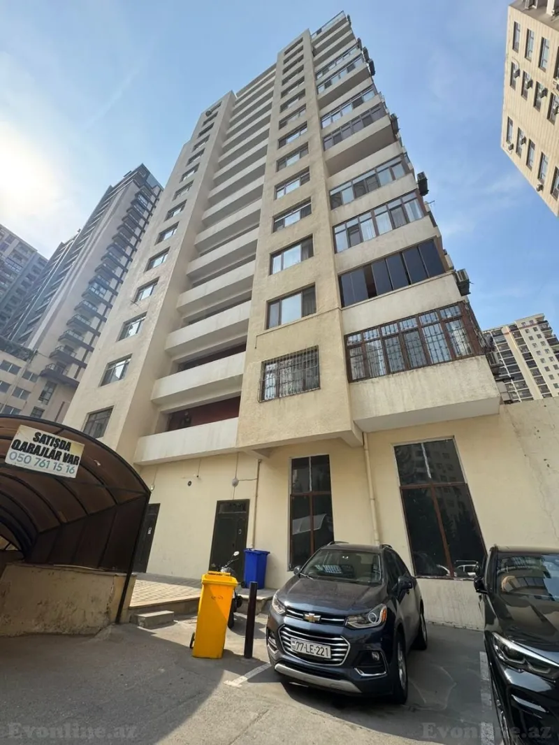 Satılır 3 otaqlı Mənzil Yeni tikili 135 m² Elmlər Akademiyası m. - şəkil 5