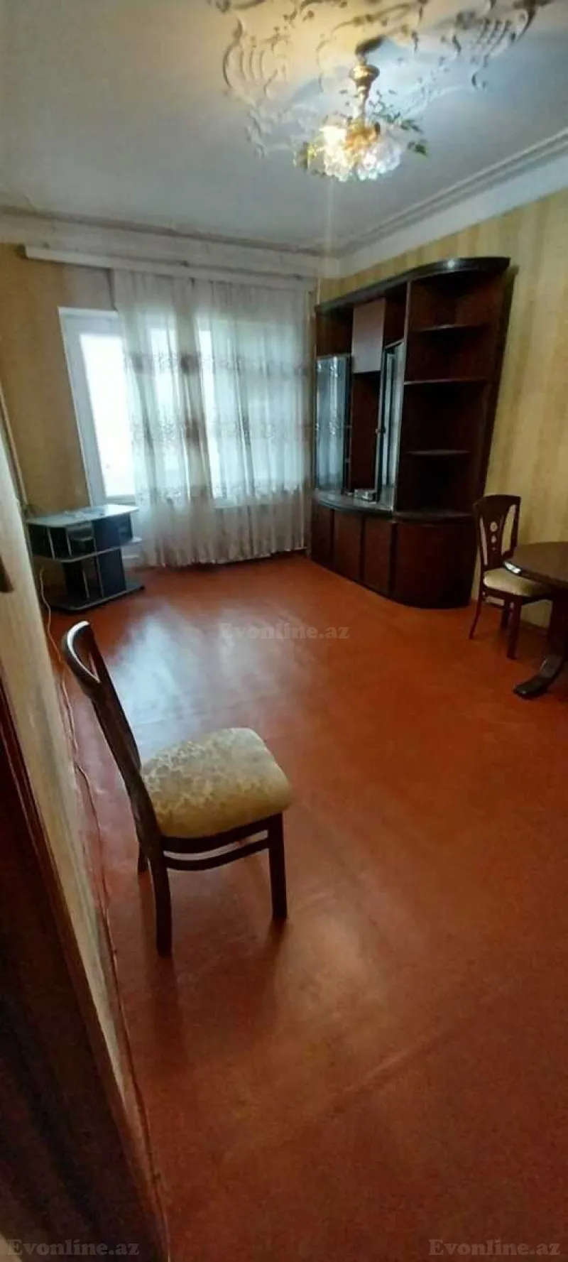 Kirayə verilir 2 otaqlı Mənzil Köhnə tikili 60 m² 8-ci kilometr