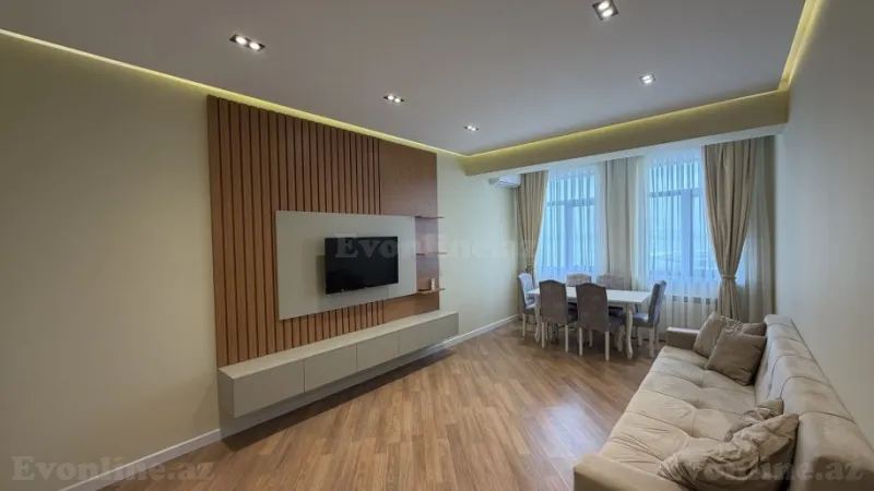 Satılır 2 otaqlı Mənzil Yeni tikili 70 m² Koroğlu m.