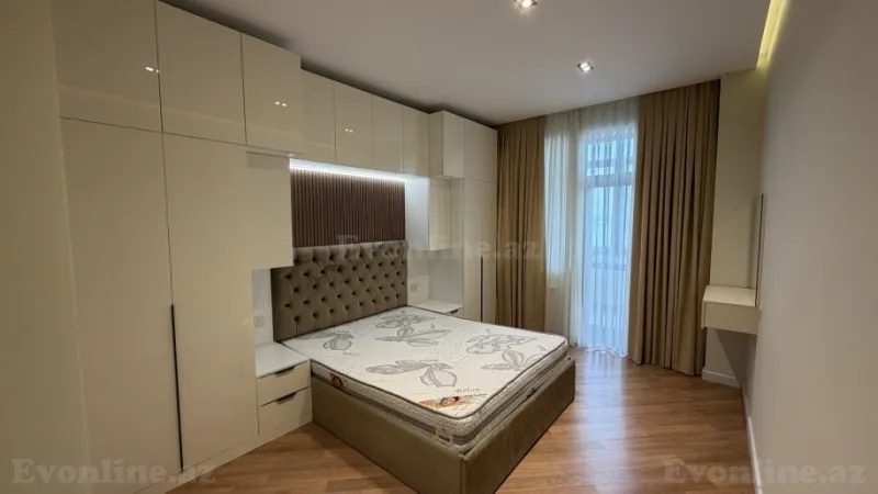 Satılır 2 otaqlı Mənzil Yeni tikili 70 m² Koroğlu m. - şəkil 7