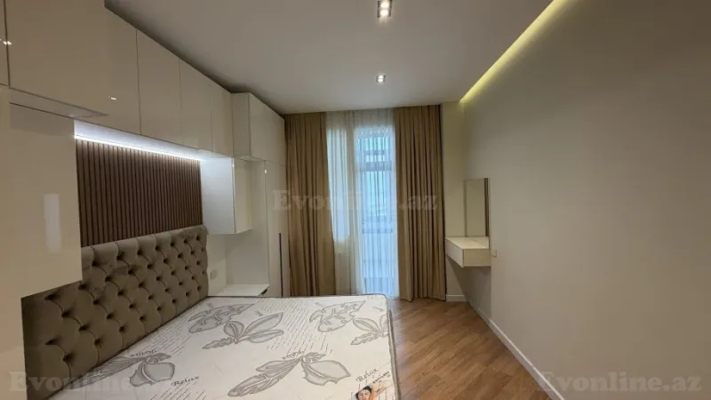 Satılır 2 otaqlı Mənzil Yeni tikili 70 m² Koroğlu m. - şəkil 9
