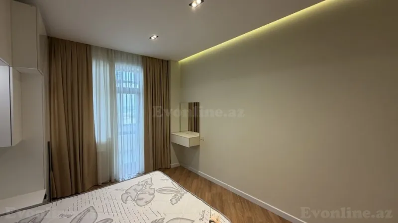 Satılır 2 otaqlı Mənzil Yeni tikili 70 m² Koroğlu m. - şəkil 10