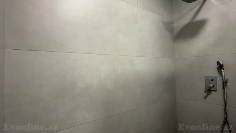 Satılır 2 otaqlı Mənzil Yeni tikili 70 m² Koroğlu m. - şəkil 18