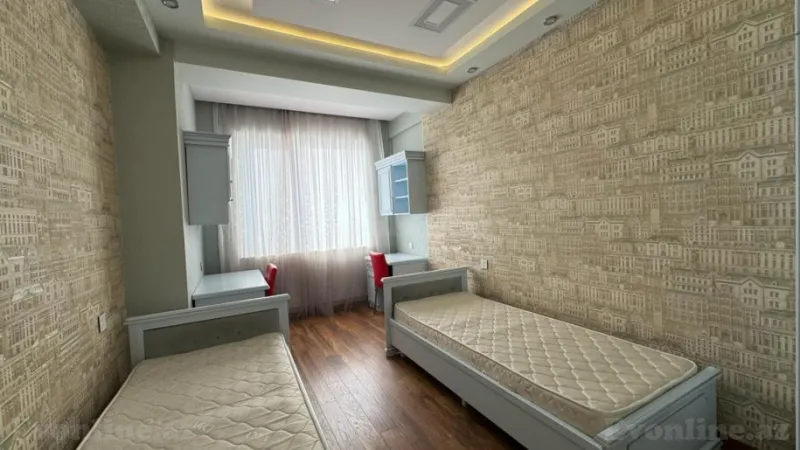 Satılır 3 otaqlı Mənzil Yeni tikili 135 m² İnşaatçılar m. - şəkil 9