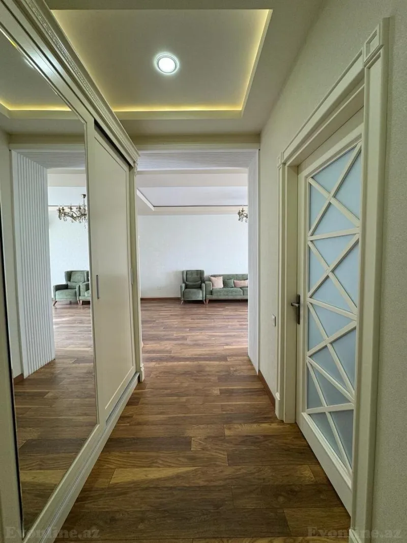 Satılır 3 otaqlı Mənzil Yeni tikili 135 m² İnşaatçılar m. - şəkil 15