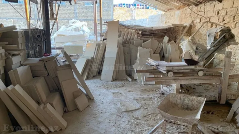 Satılır Obyekt 2200 m² Hökməli - şəkil 2