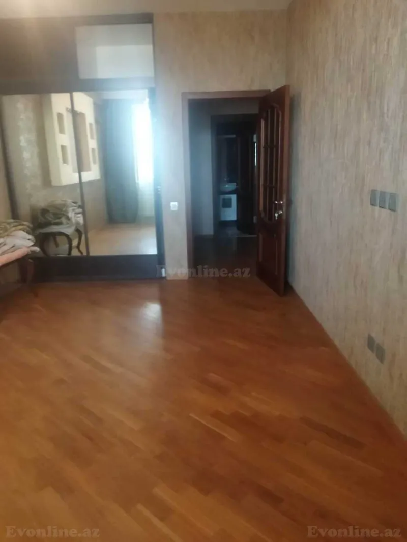 Satılır 3 otaqlı Mənzil Yeni tikili 130 m² Neftçilər m. - şəkil 4
