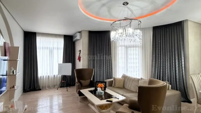 Satılır 3 otaqlı Mənzil Yeni tikili 160 m² 8 Noyabr m.