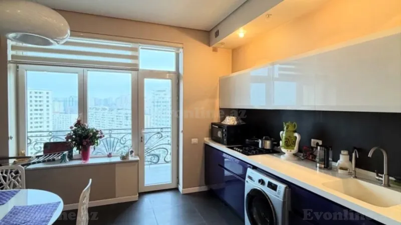 Satılır 3 otaqlı Mənzil Yeni tikili 160 m² 8 Noyabr m. - şəkil 10