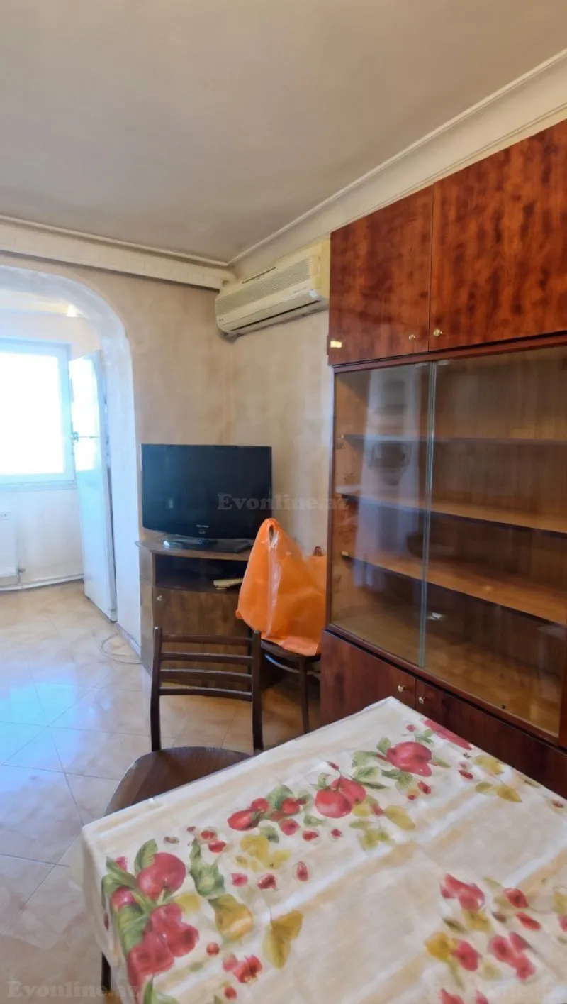 Kirayə verilir 3 otaqlı Mənzil Köhnə tikili 62 m² Yasamal