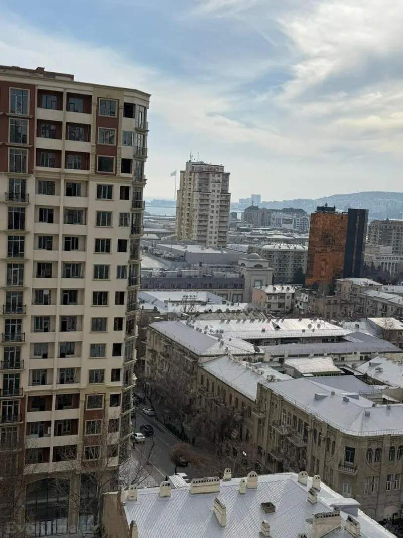 Satılır 3 otaqlı Mənzil Yeni tikili 113 m² 28 May m. - şəkil 14