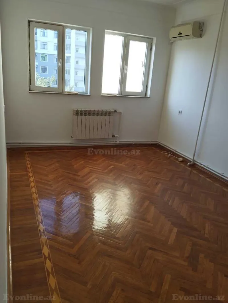 Satılır 3 otaqlı Mənzil Köhnə tikili 75 m² Xalqlar Dostluğu m.