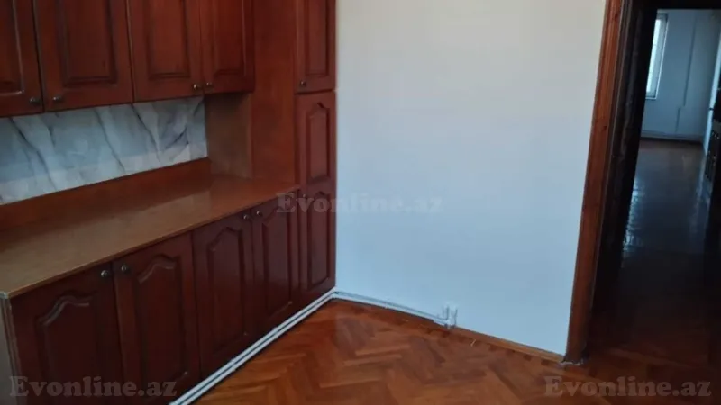 Satılır 3 otaqlı Mənzil Köhnə tikili 75 m² Xalqlar Dostluğu m. - şəkil 18