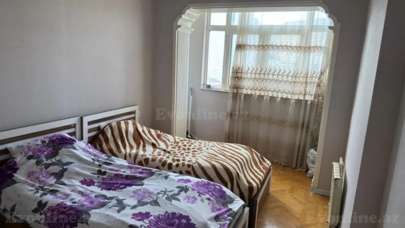 Satılır 3 otaqlı Mənzil Köhnə tikili 60 m² Yasamal r. - şəkil 5