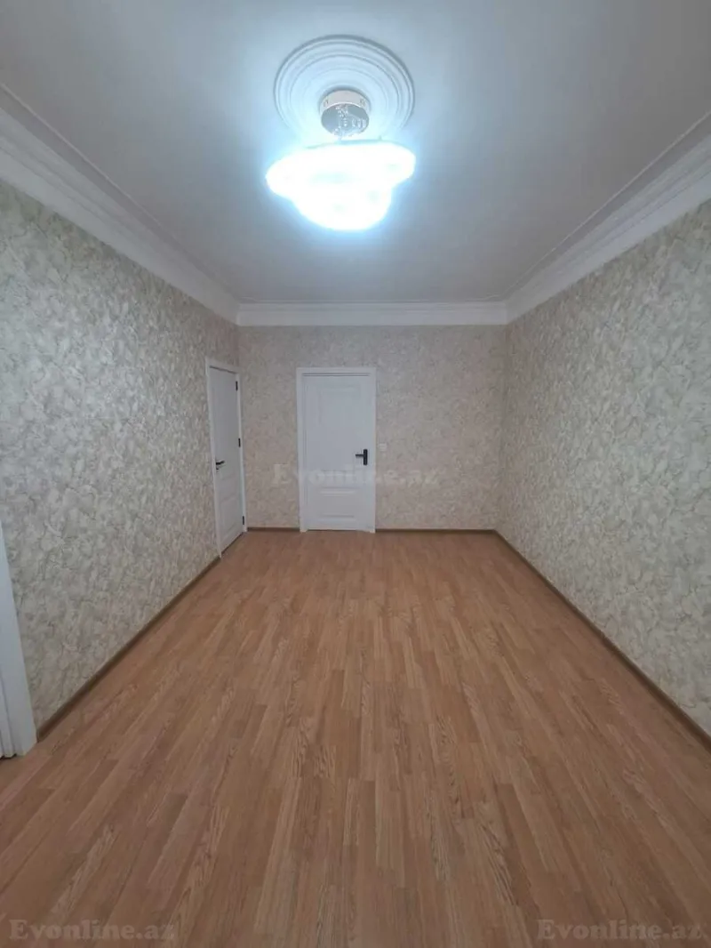 Satılır 2 otaqlı Mənzil Köhnə tikili 47 m² 7-ci mikrorayon - şəkil 2