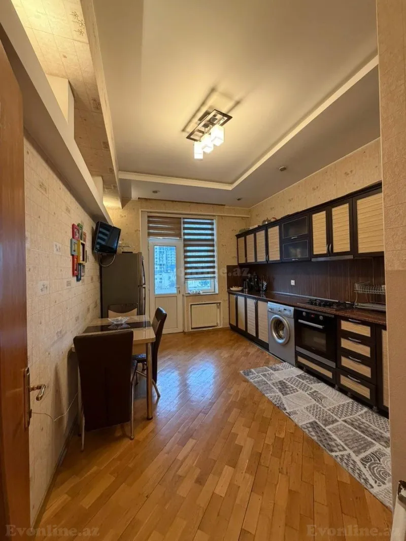 Satılır 2 otaqlı Mənzil Yeni tikili 89 m² İnşaatçılar m. - şəkil 3
