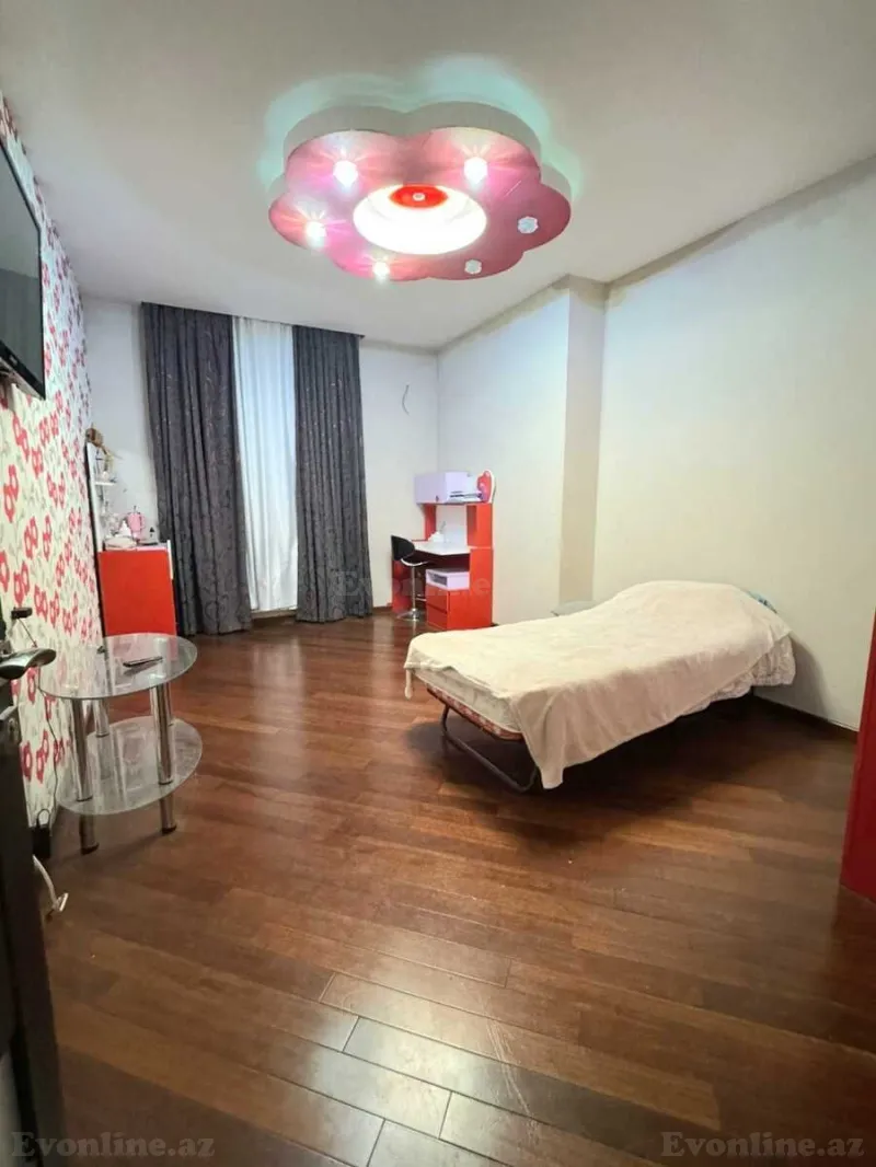 Satılır 4 otaqlı Mənzil Yeni tikili 187 m² Xətai m. - şəkil 13