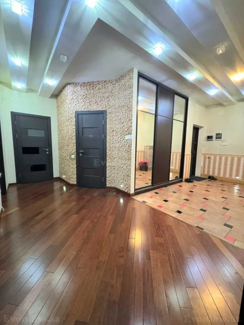 Satılır 4 otaqlı Mənzil Yeni tikili 187 m² Xətai m. - şəkil 14