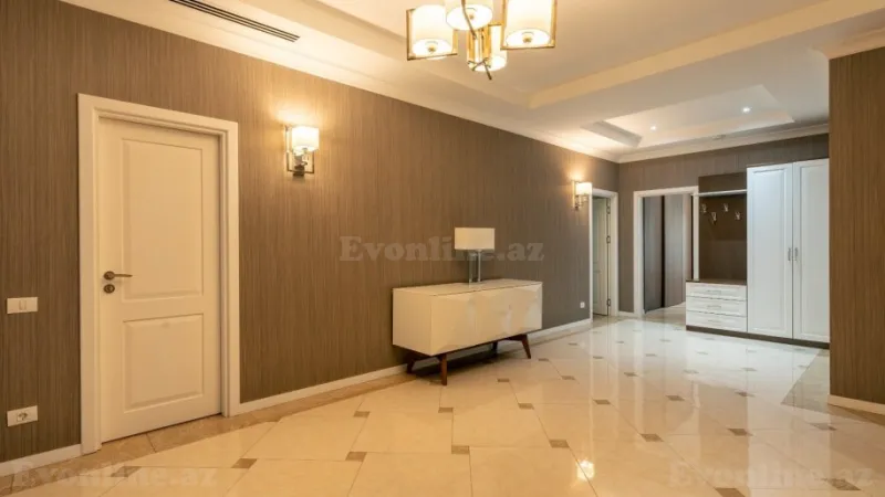 Kirayə verilir 4 otaqlı Mənzil Yeni tikili 320 m² İçərişəhər m. - şəkil 21