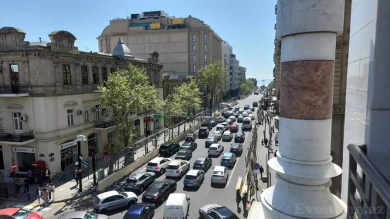 Kirayə verilir 5 otaqlı Mənzil Köhnə tikili 246 m² Sahil m. - şəkil 5