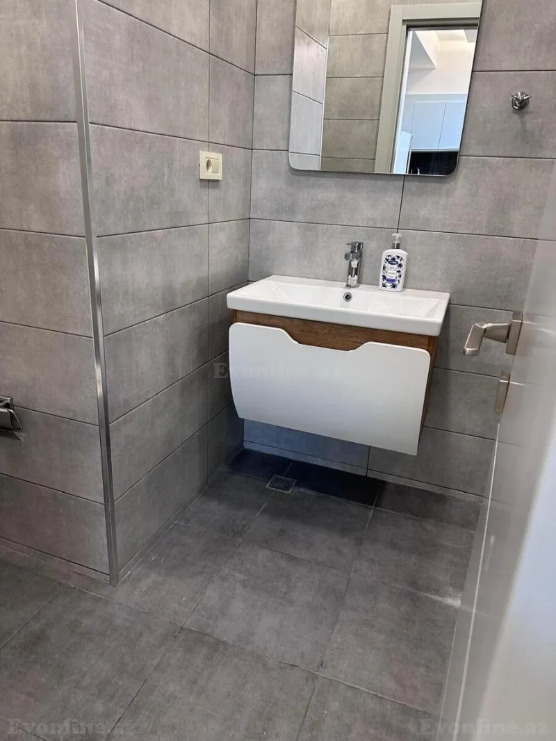 Kirayə verilir 2 otaqlı Mənzil Yeni tikili 65 m² Xətai r. - şəkil 4