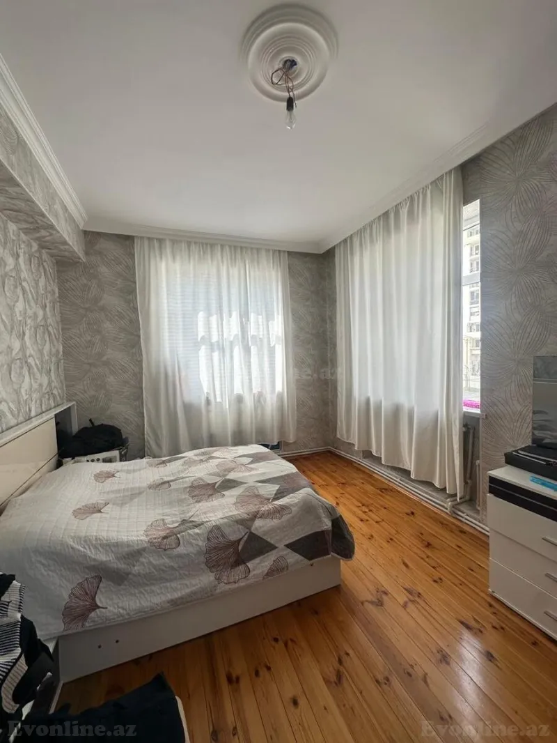 Satılır 2 otaqlı Mənzil Yeni tikili 75 m² Neftçilər m. - şəkil 4