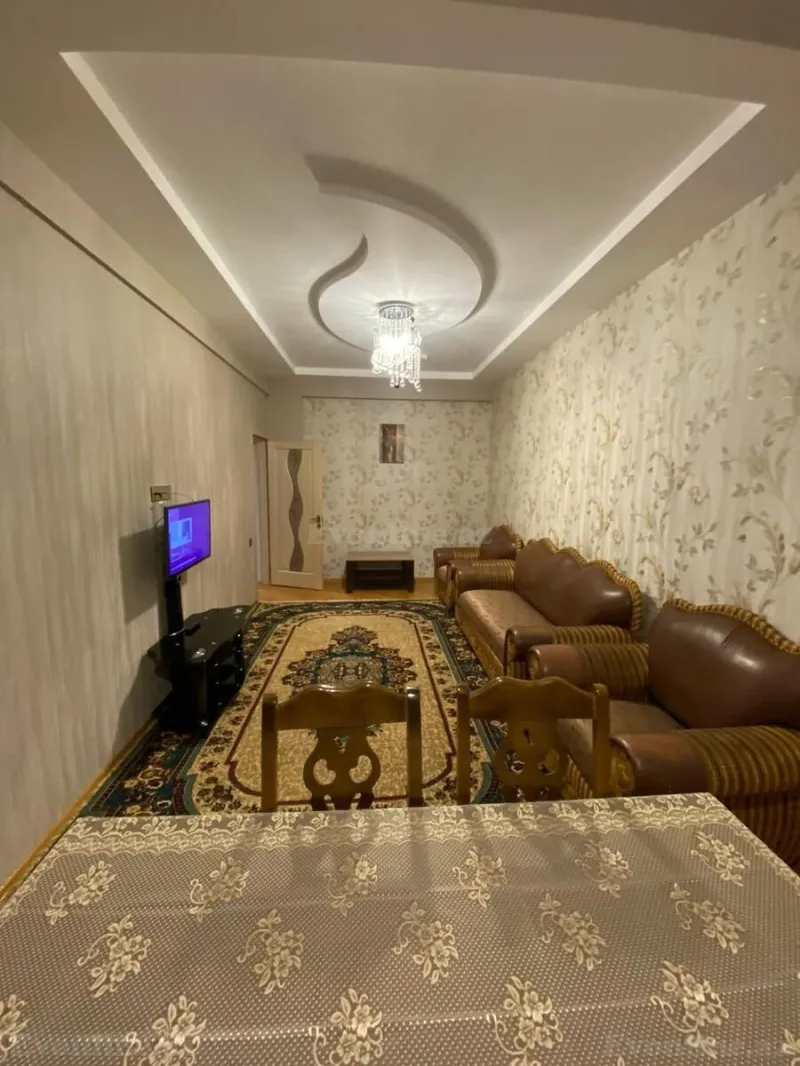 Satılır 2 otaqlı Mənzil Yeni tikili 90 m² 28 May m. - şəkil 2