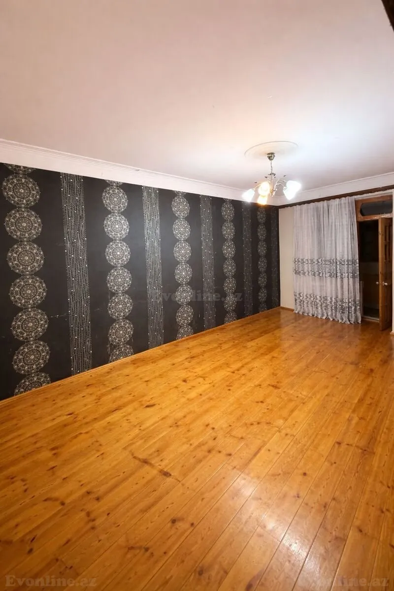 Satılır 2 otaqlı Mənzil Köhnə tikili 65 m² Suraxanı r. - şəkil 2