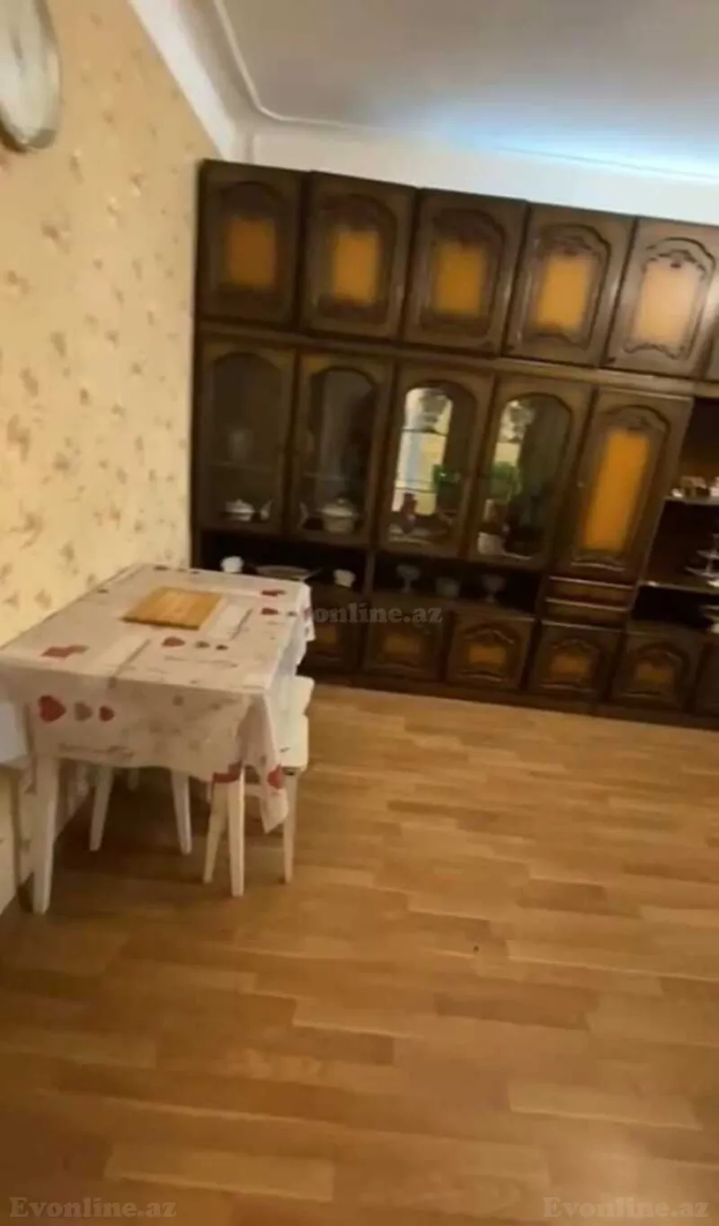 Satılır 1 otaqlı Mənzil Köhnə tikili 38 m² Elmlər Akademiyası m. - şəkil 2