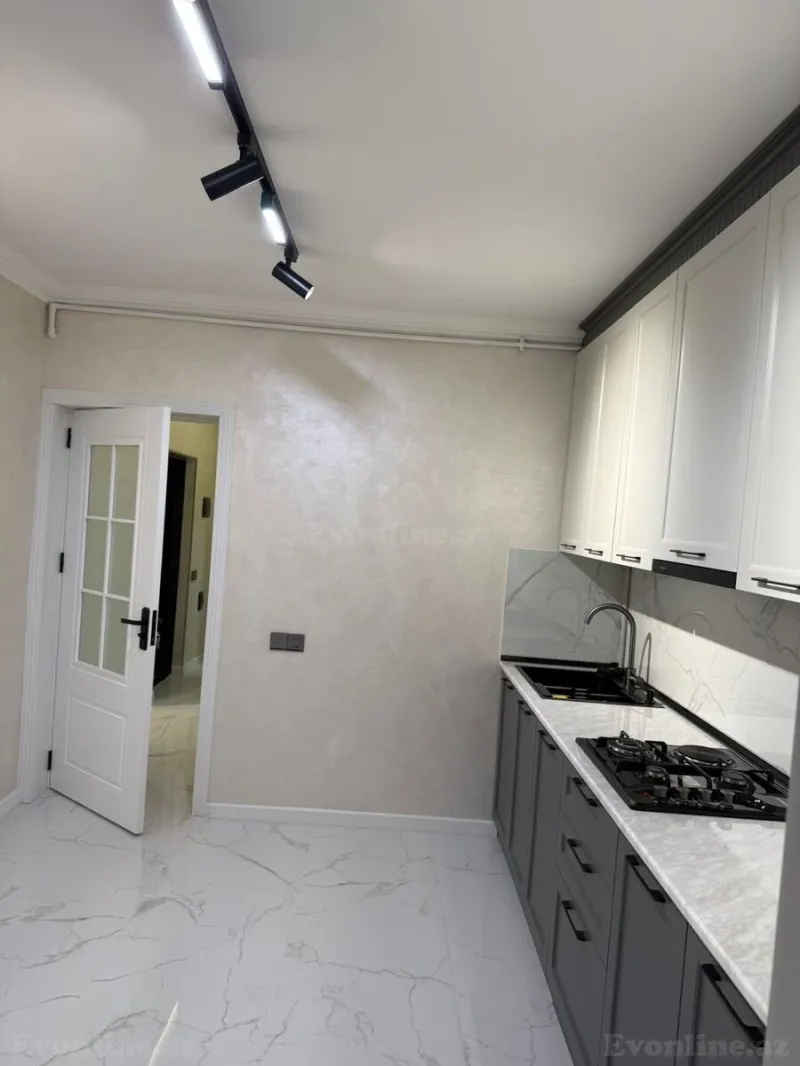 Satılır 2 otaqlı Mənzil Köhnə tikili 75 m² Suraxanı r. - şəkil 7