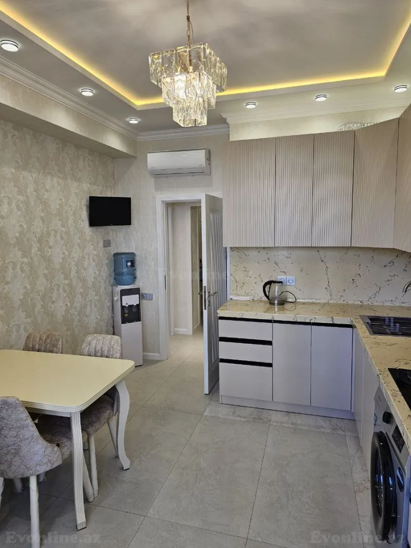 Satılır 3 otaqlı Mənzil Yeni tikili 155 m² 28 May m. - şəkil 4