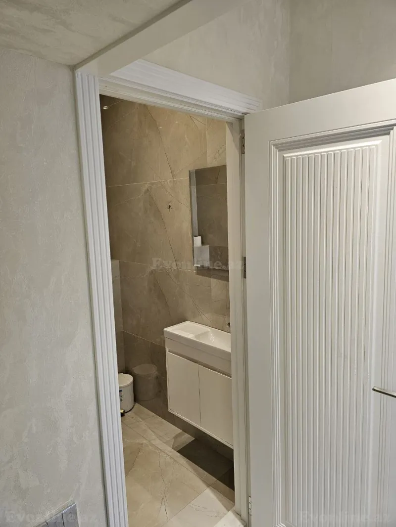 Satılır 3 otaqlı Mənzil Yeni tikili 155 m² 28 May m. - şəkil 14