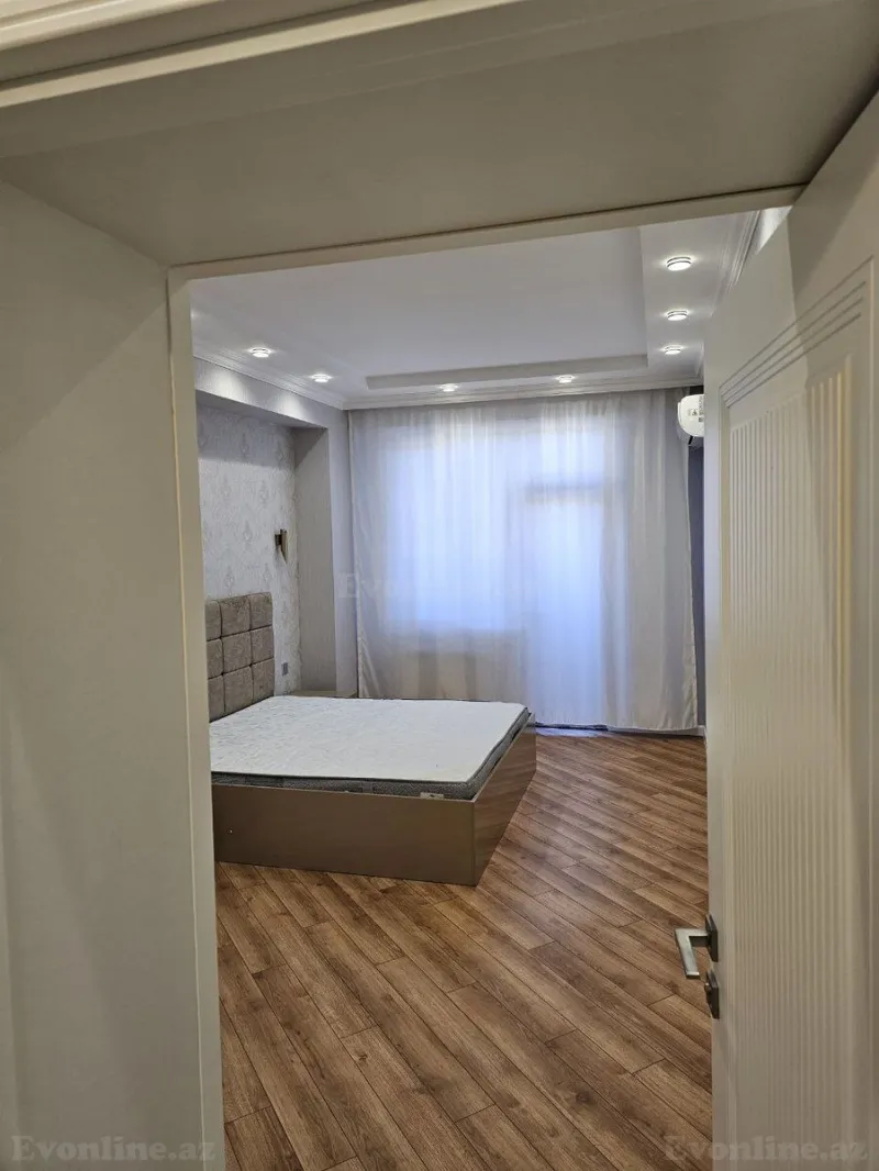 Satılır 3 otaqlı Mənzil Yeni tikili 155 m² 28 May m. - şəkil 15